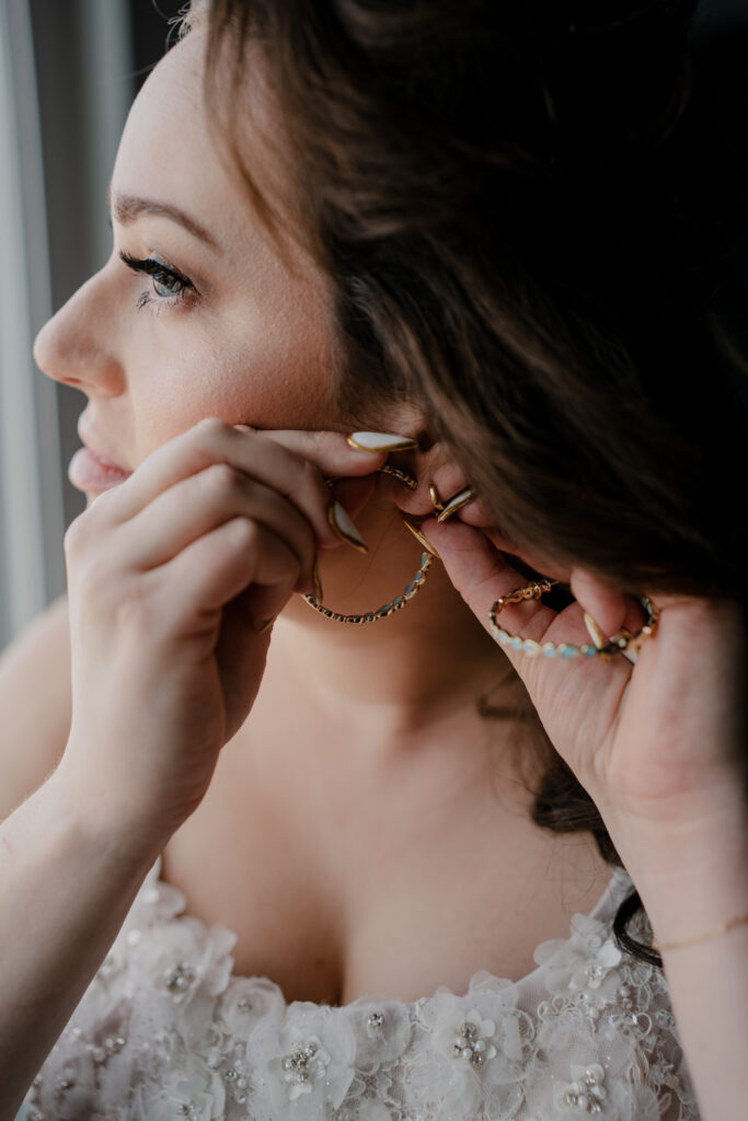 Getting Ready with the Bride on wedding day