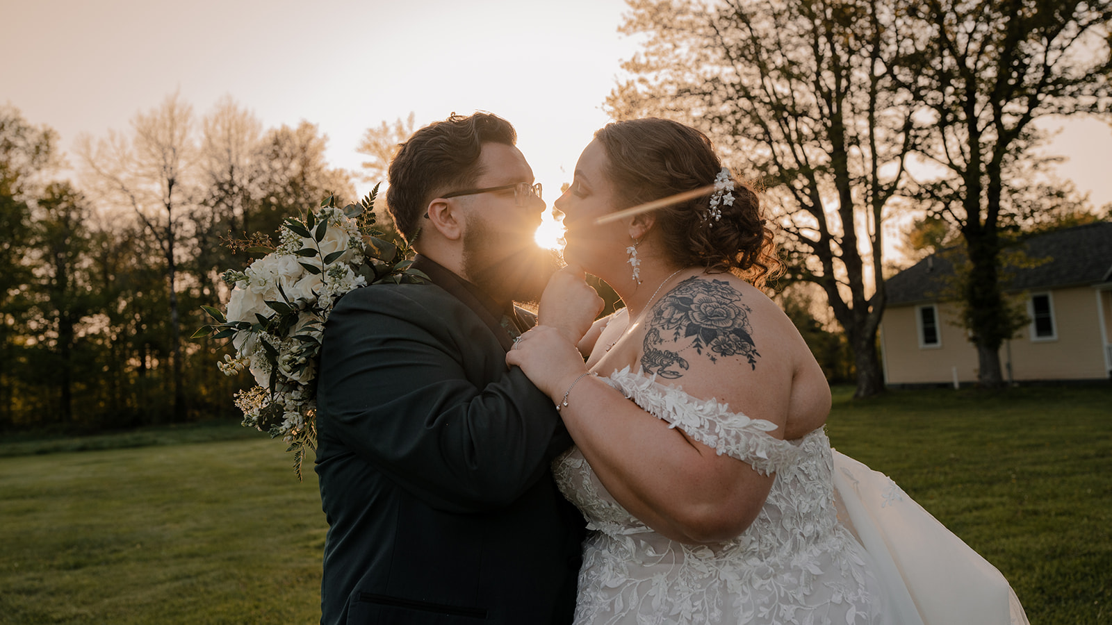 Farmhouse Wedding in Pocono Mountains Photography by Photodelphia
