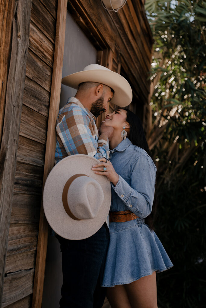 Joshua Tree Couples Photoshoot 
