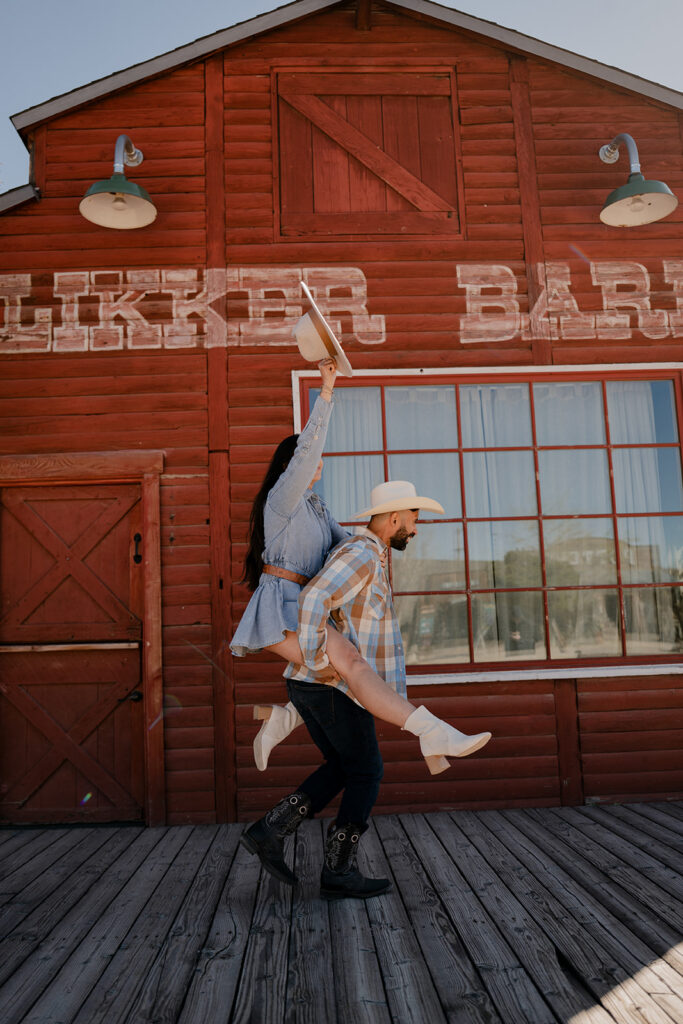 Joshua Tree Couples Photoshoot 